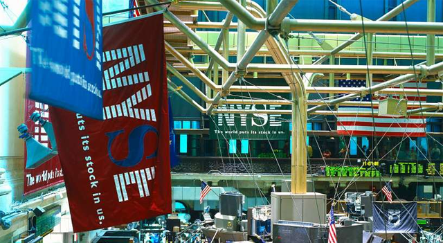 Les contrats à terme reculent tandis que le pétrole reste au-dessus de 100 dollars alors que les marchés suivent l’évolution du conflit en Iran: Dow Jones, S&P, Nasdaq, Wall Street