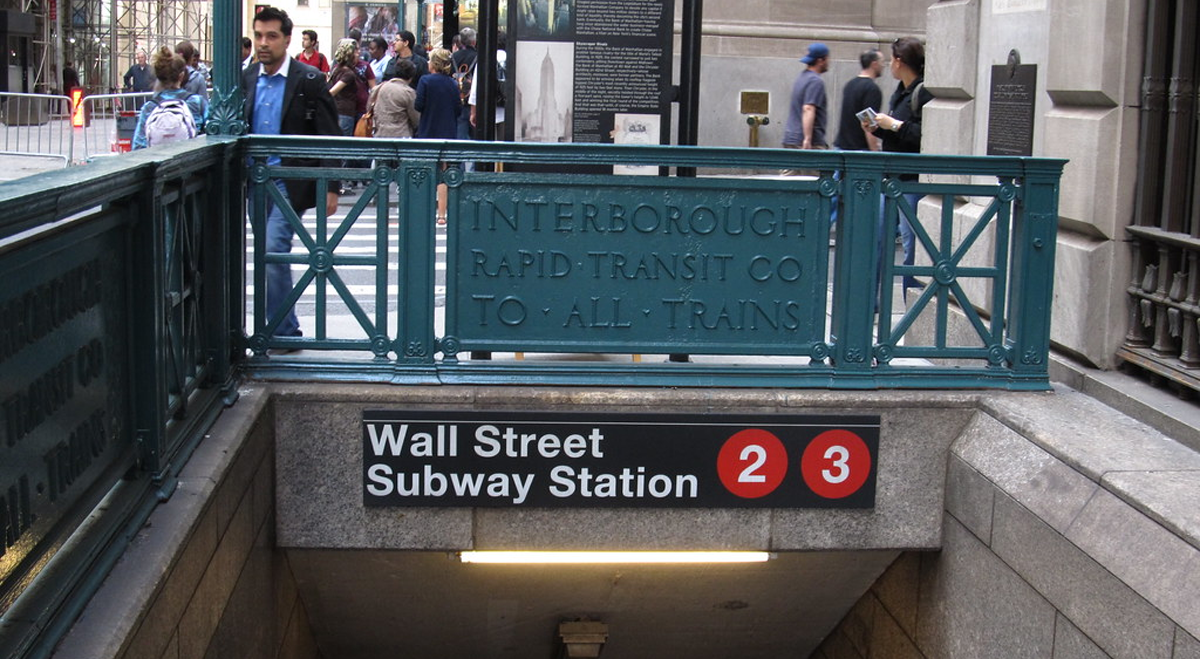 Les contrats à terme de Wall Street indiquent une ouverture légèrement en baisse alors que le pétrole rebondit sur les tensions entre les États-Unis et l’Iran: Dow Jones, S&P, Nasdaq