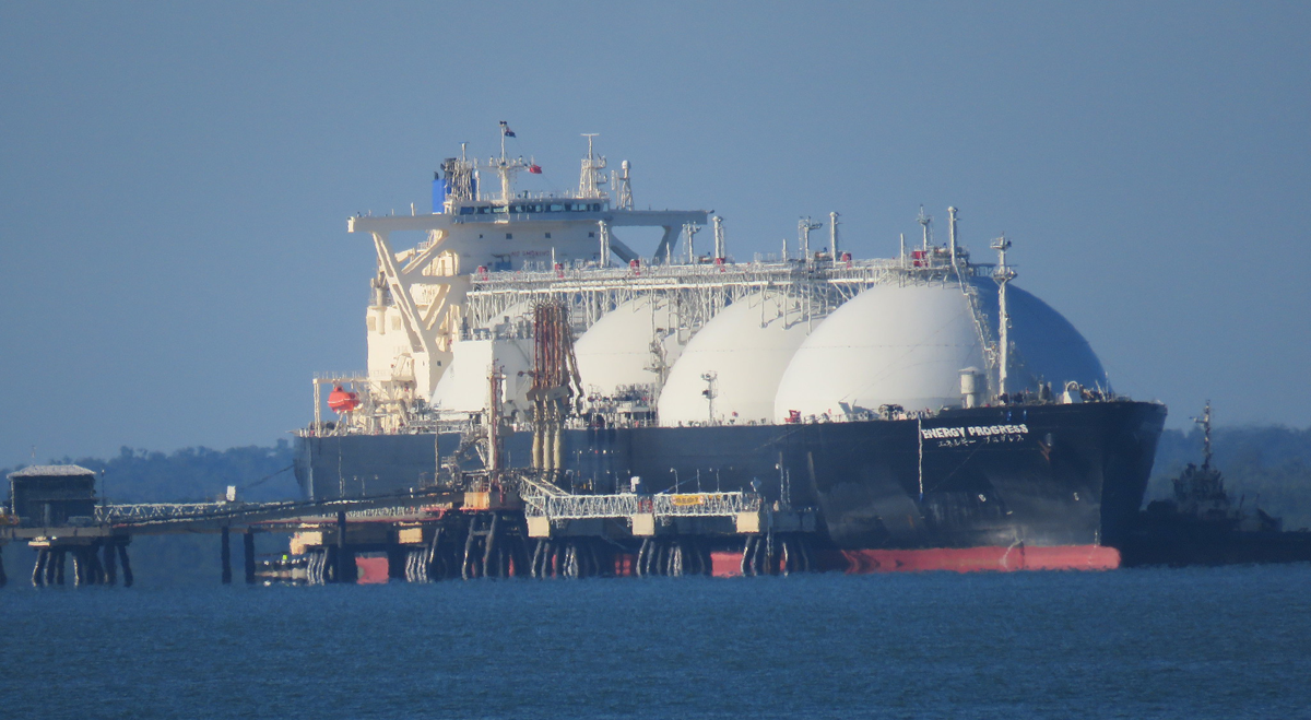 TotalEnergies enregistre son meilleur bénéfice trimestriel depuis près de trois ans et réduit sa dette