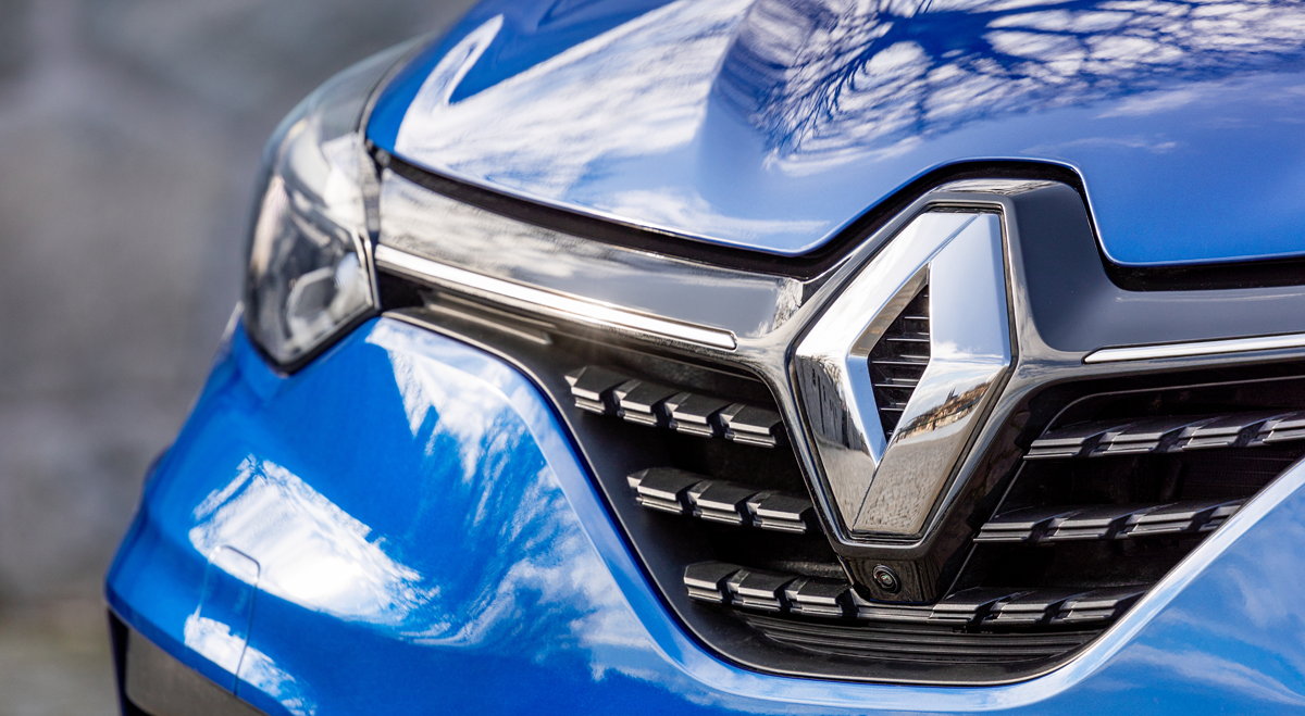 Renault progresse après des informations faisant état de deux offres de participation rejetées de BYD