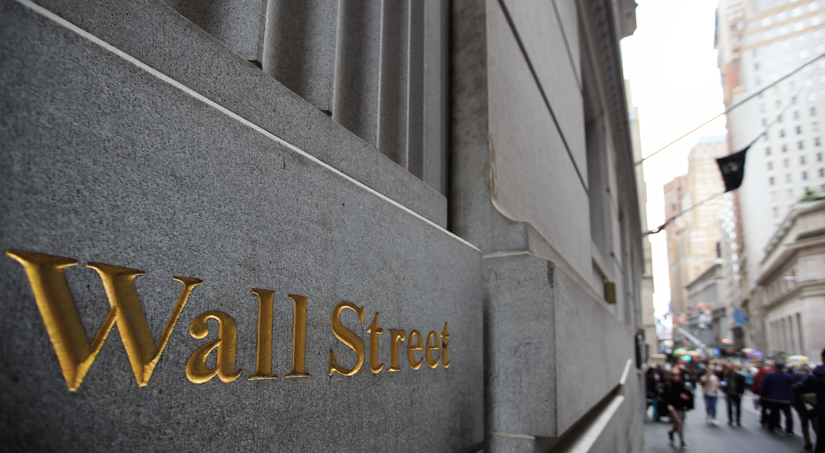 Wall Street golden sign